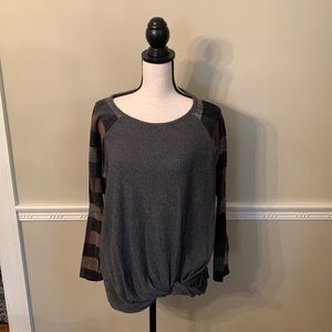 Super Cute Fall Sweater. Size L.